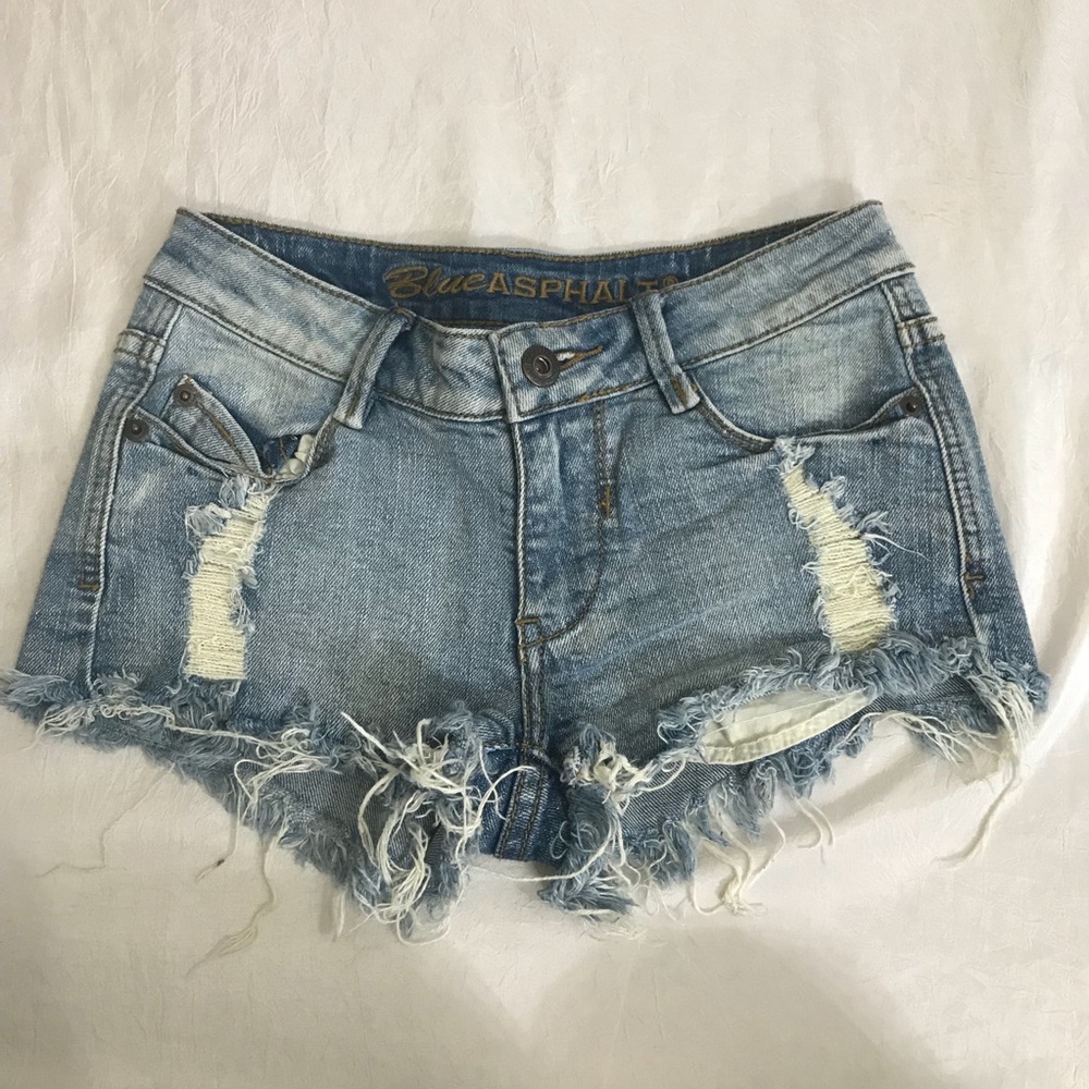 Light wash denim shorts